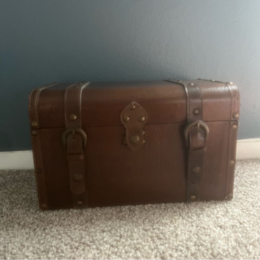 Vintage Brown Trunk